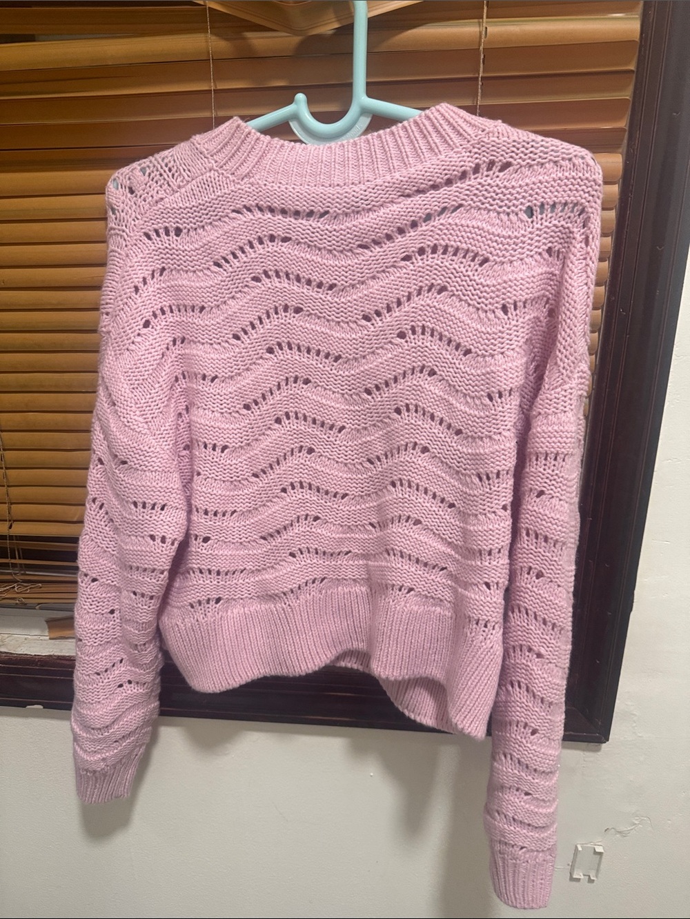 H&M Pink Ruffle Cable-Knit Crew Sweater - Picture 2 of 2